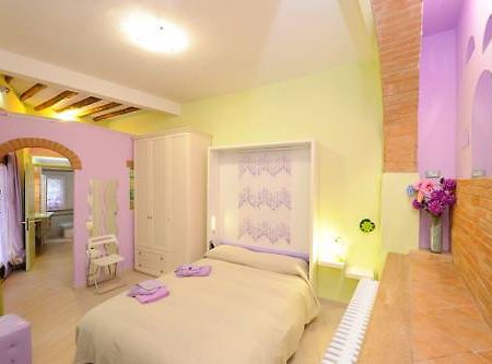 Bed and Breakfast Alla Maison Di Alessia Perugia Zimmer foto